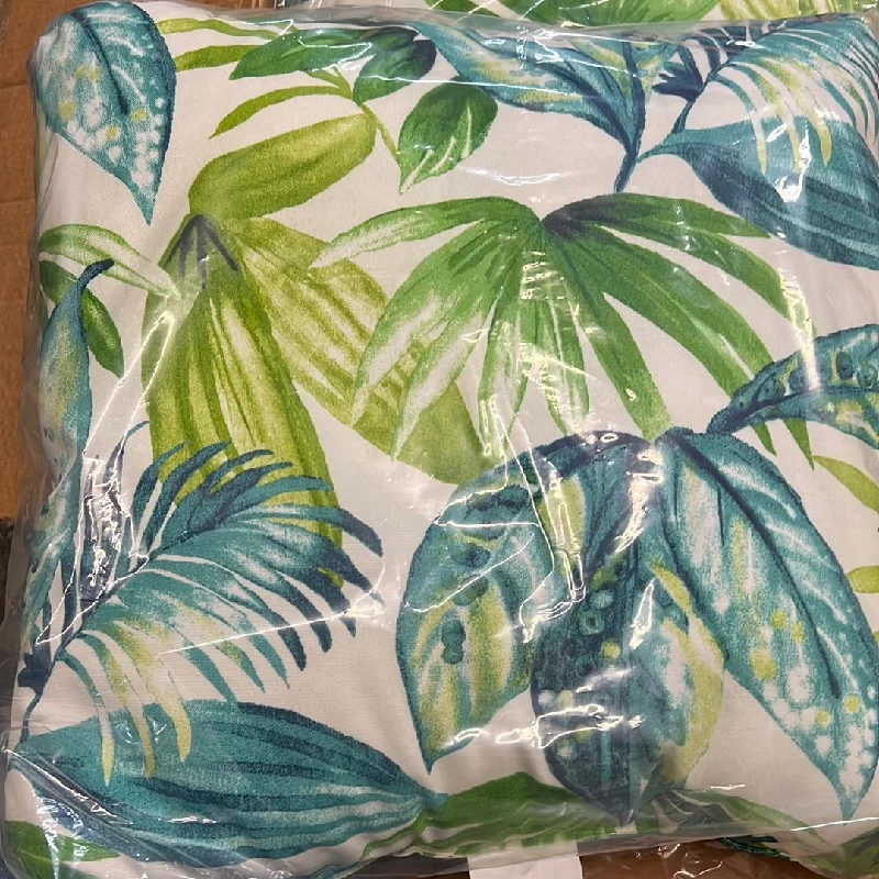 Travel Pillows for Long JourneysThrow pillow