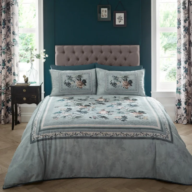 Ombre - colored duvet covers with a gradient effect for a trendy and unique styleWindsford Teal Floral 100% Cotton Duvet Set Ombre - colored duvet covers with a gradient effect for a trendy and unique styleWindsford Teal Floral 100% Cotton Duvet Set