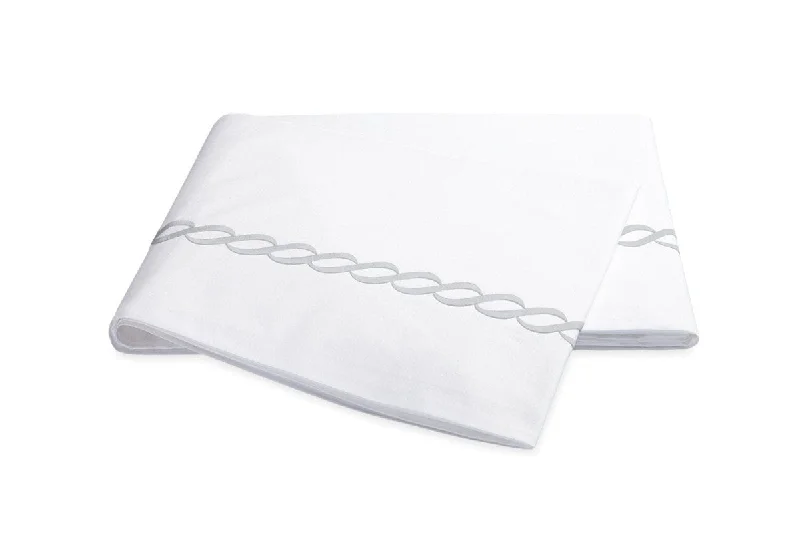 Paisley - printed duvet covers for an exotic and elegant appearanceClassic Chain Bedding Silver by Matouk