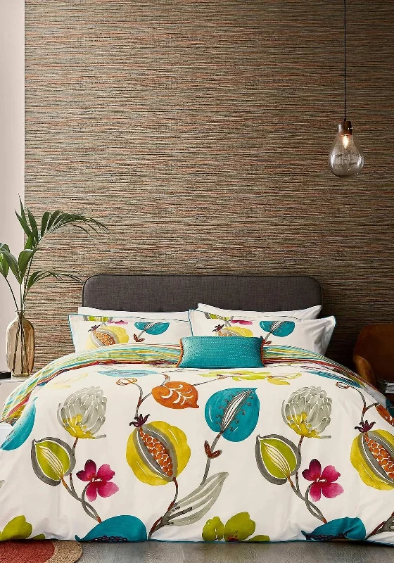 Zipper - closure duvet covers for easy removal and washingHarlequin Tembok Duvet Cover & Pillowcase Set, Turquoise Zipper - closure duvet covers for easy removal and washingHarlequin Tembok Duvet Cover & Pillowcase Set, Turquoise