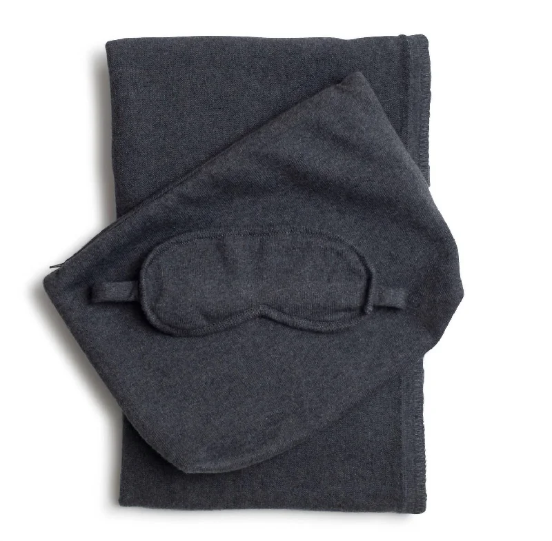 Wool blankets with natural warmth and insulationOrganic Cotton Travel Blanket Set In Dark Gray Wool blankets with natural warmth and insulationOrganic Cotton Travel Blanket Set In Dark Gray