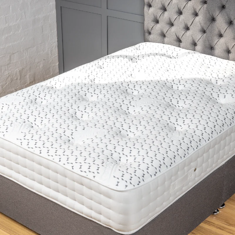 Queen - size mattresses for couples and standard bedrooms3000 Pocket VIP Mattress