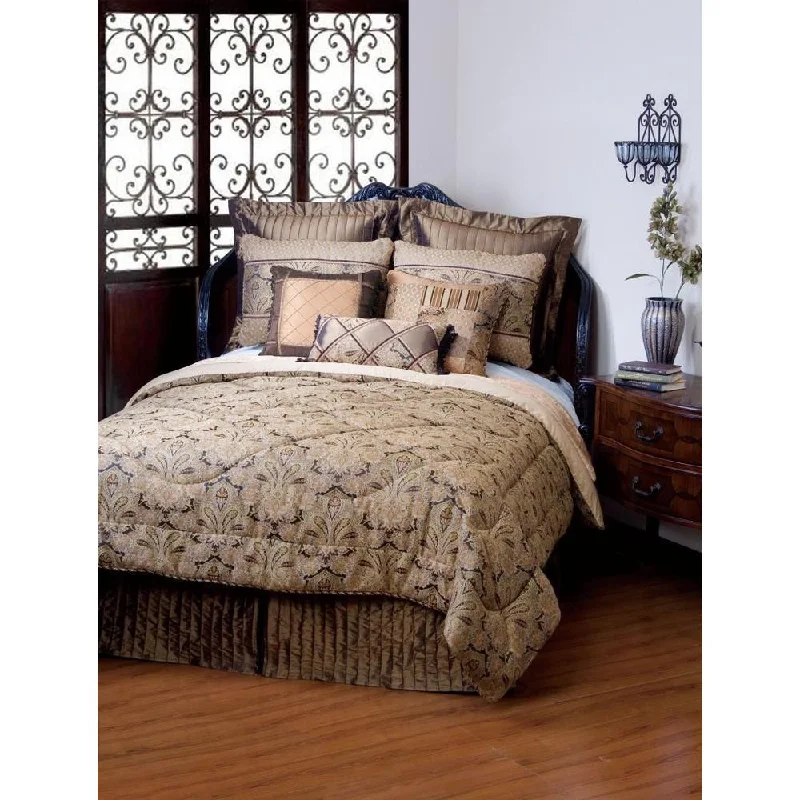 Goose down comforters known for their superior quality and insulationJennifer Taylor Valenciaga 10-piece Comforter Set Goose down comforters known for their superior quality and insulationJennifer Taylor Valenciaga 10-piece Comforter Set
