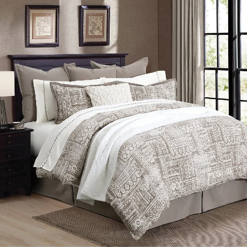 Bamboo - fiber - filled comforters with antibacterial and breathable qualitiesPaseo Road by Hiend Accents Trent Comforter Set, Super Queen, 3PC